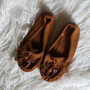 Girls Moccasins